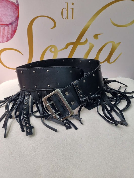 Cinturone con frange e applicazioni