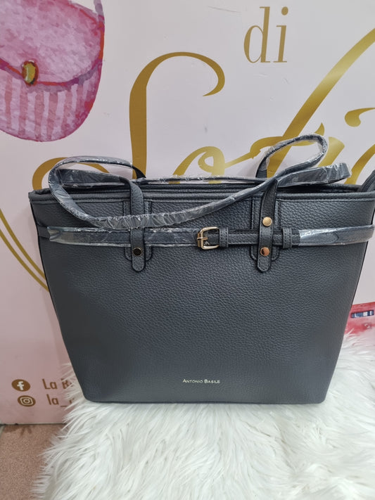 Shopper Antonio Basile