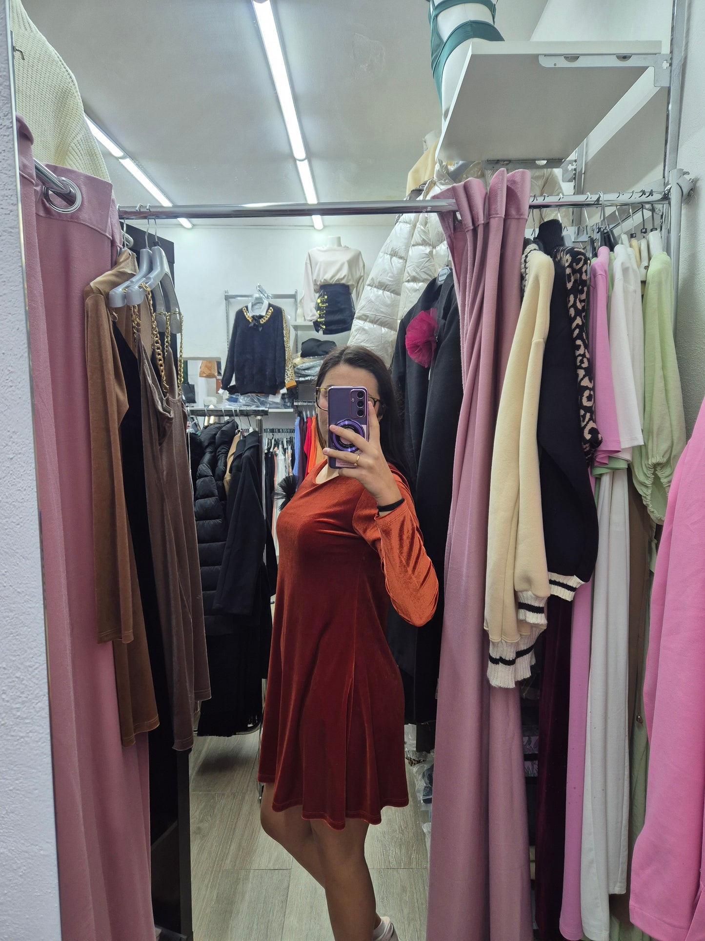 Abito spilla velvet