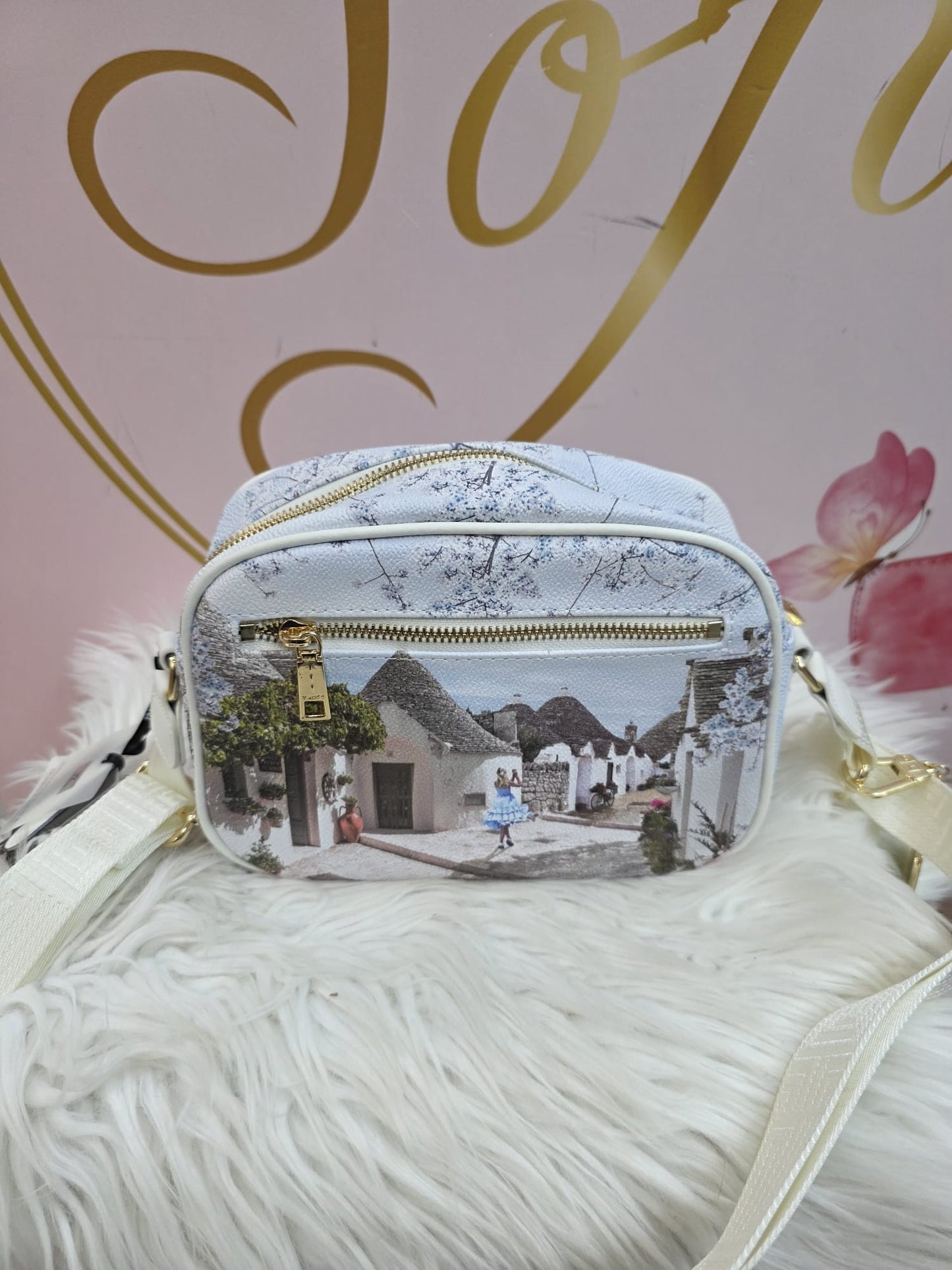 Camera bag trulli