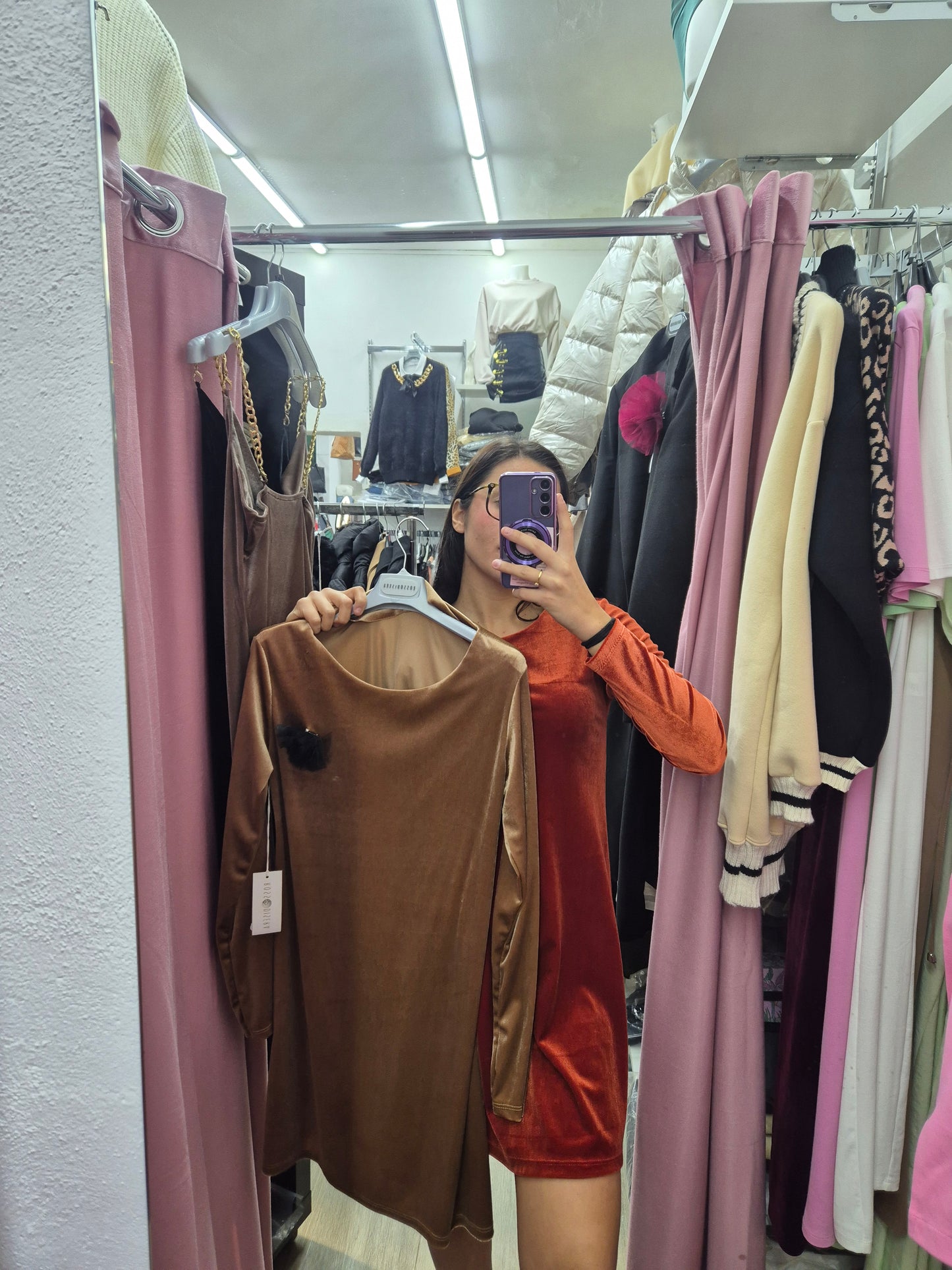 Abito spilla velvet