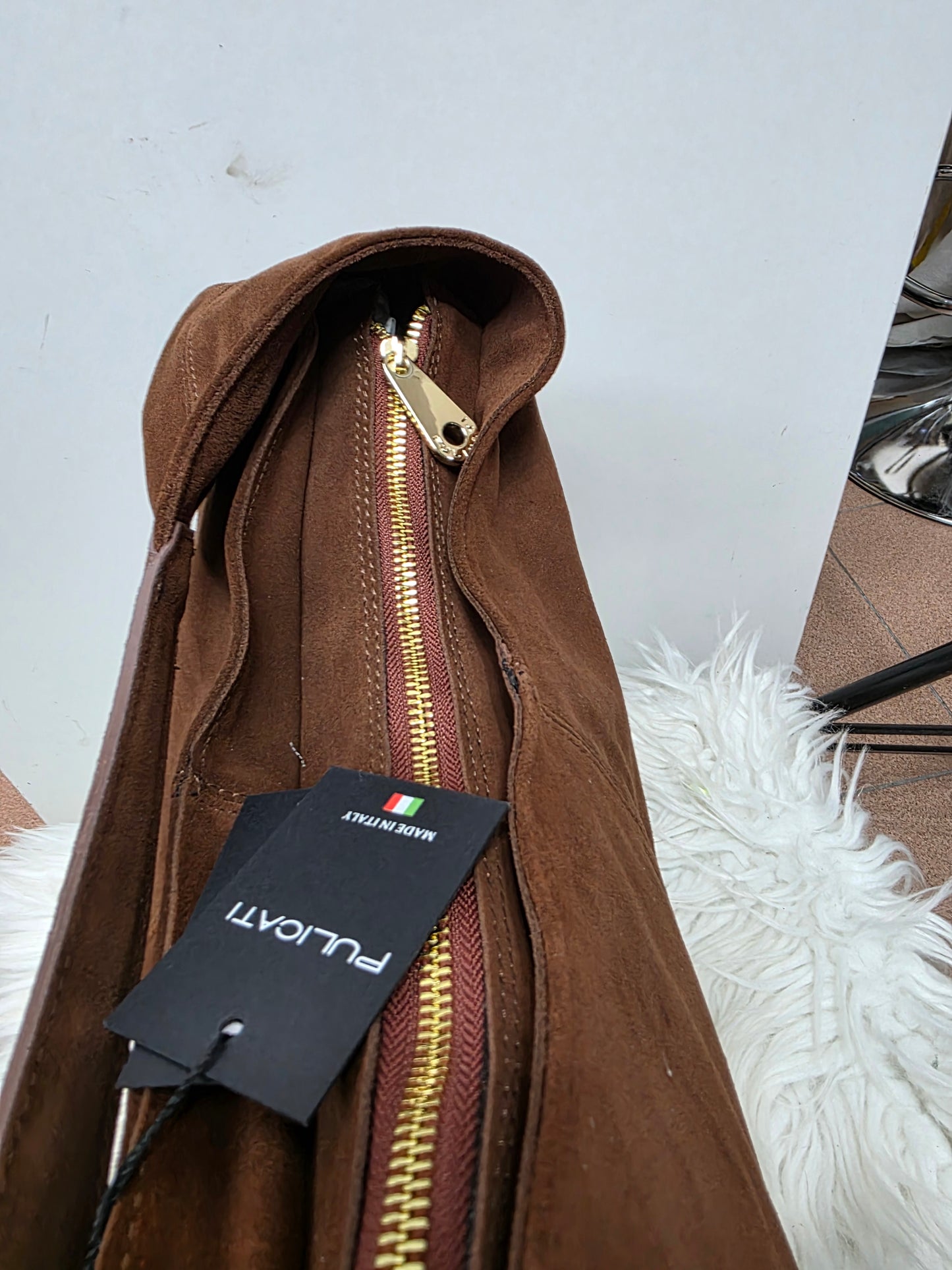 Pulicati sacca camoscio