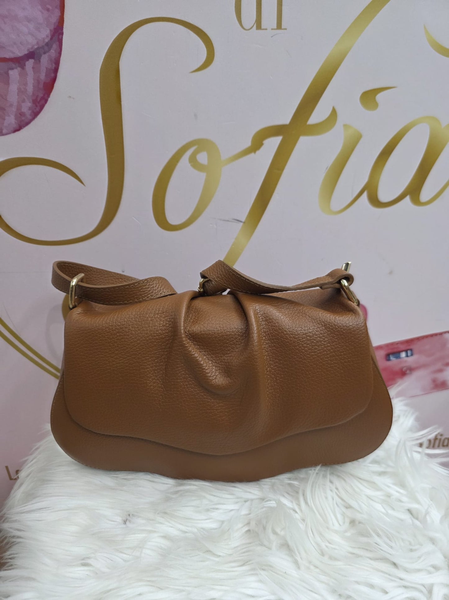 Tracolla rigida VERA pelle