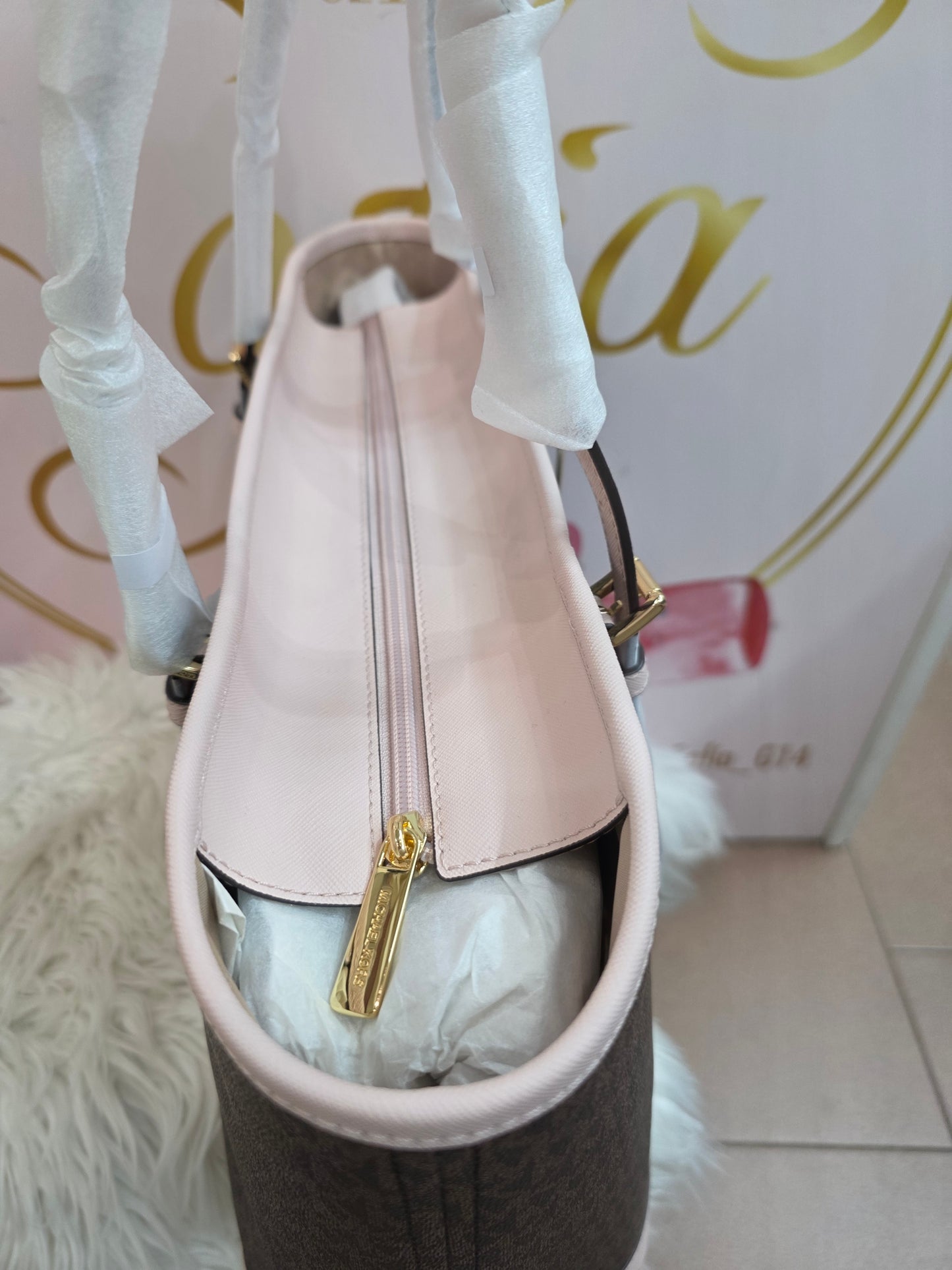 Jet set travel MichaelKors
