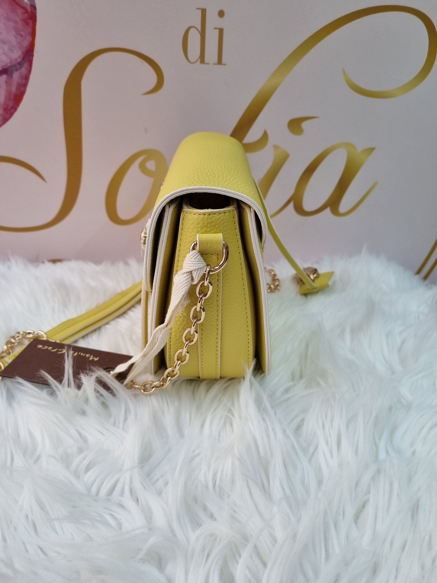 Borsetta con tracolla a catena