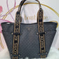 Tote mikhael kors