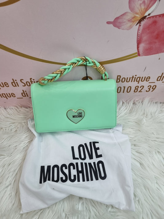 Love moschino