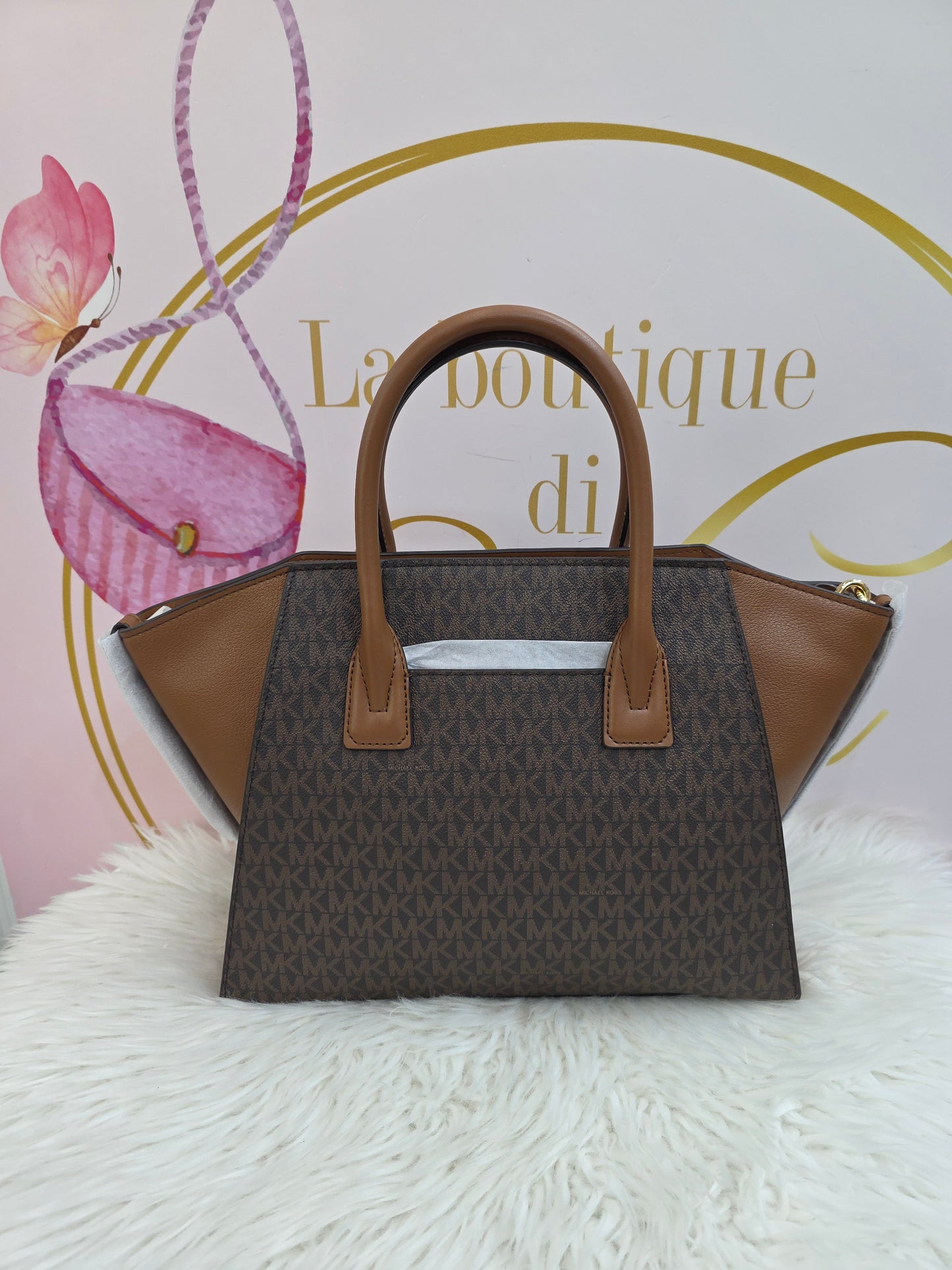 Avril big MichaelKors