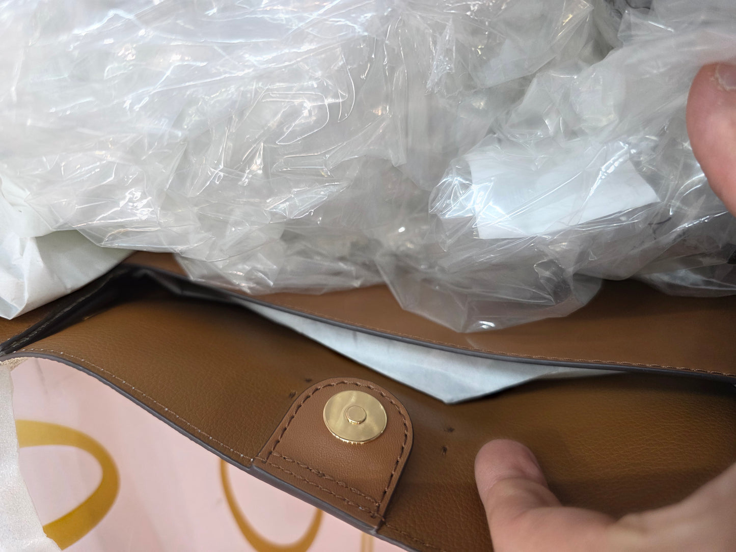 Shopper Reed MichaelKors