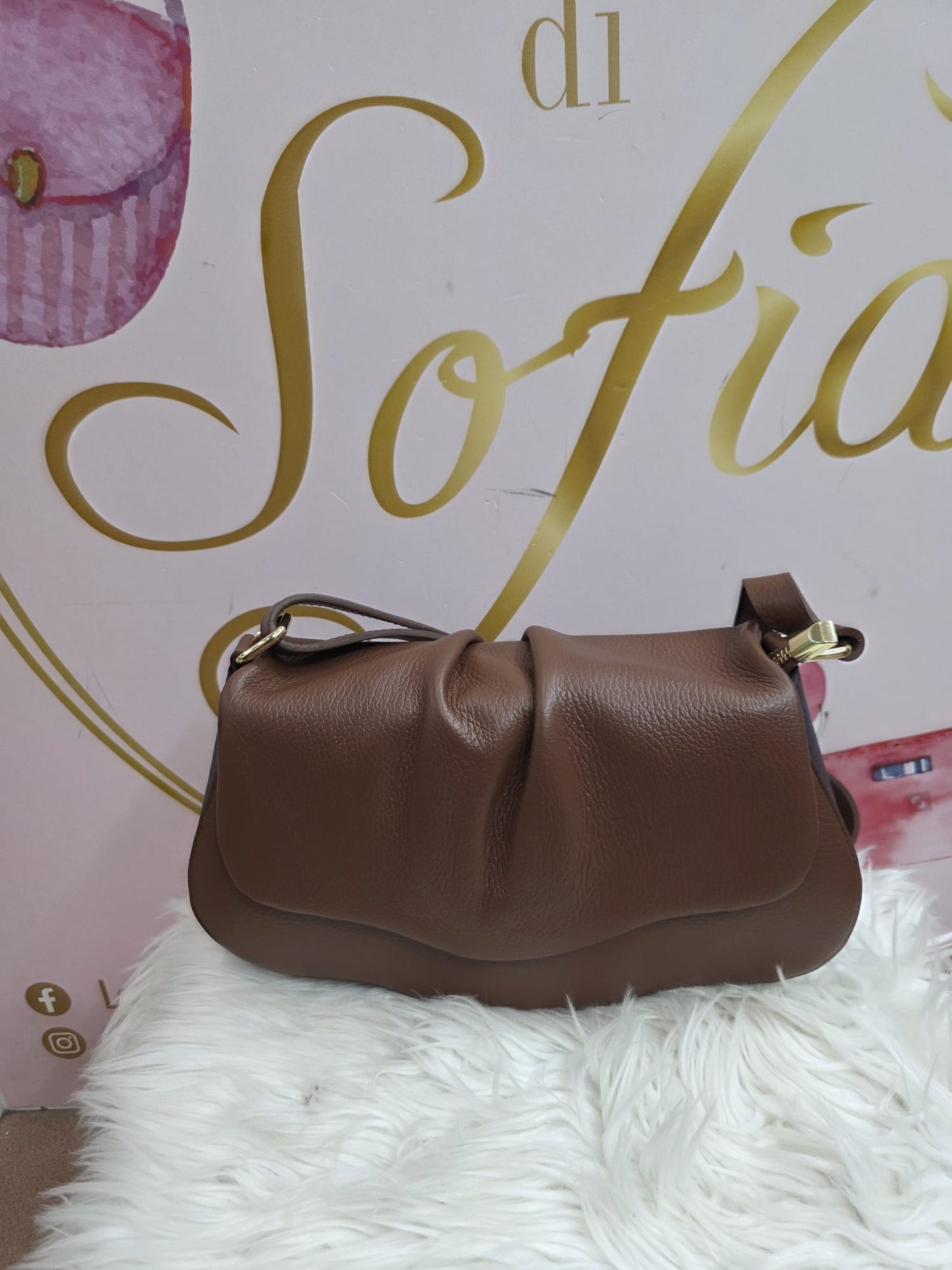 Tracolla rigida VERA pelle