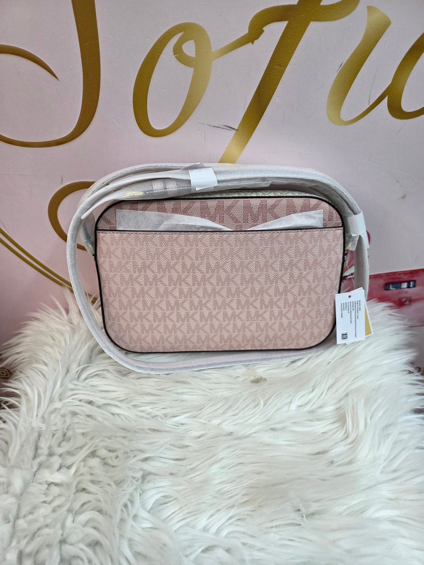 MichaelKors item
