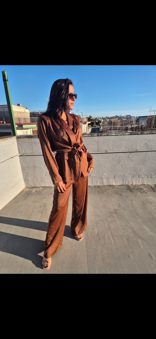 Tailleur in raso