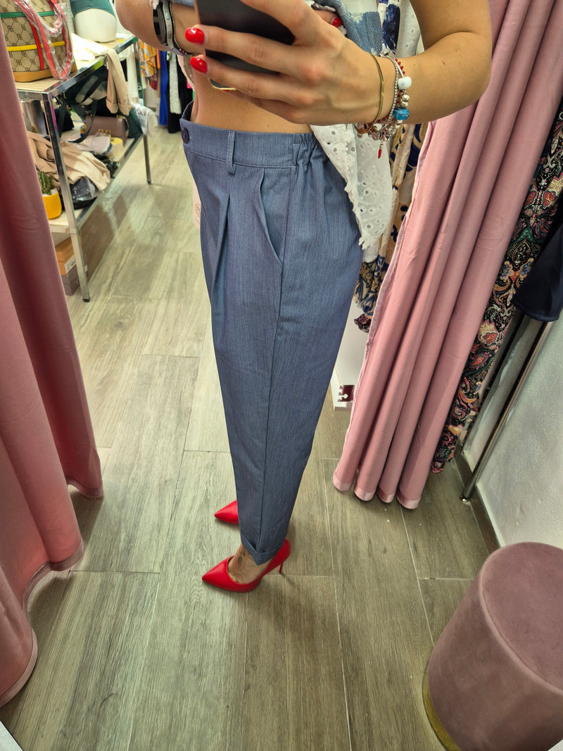 Pantalone sigaretta