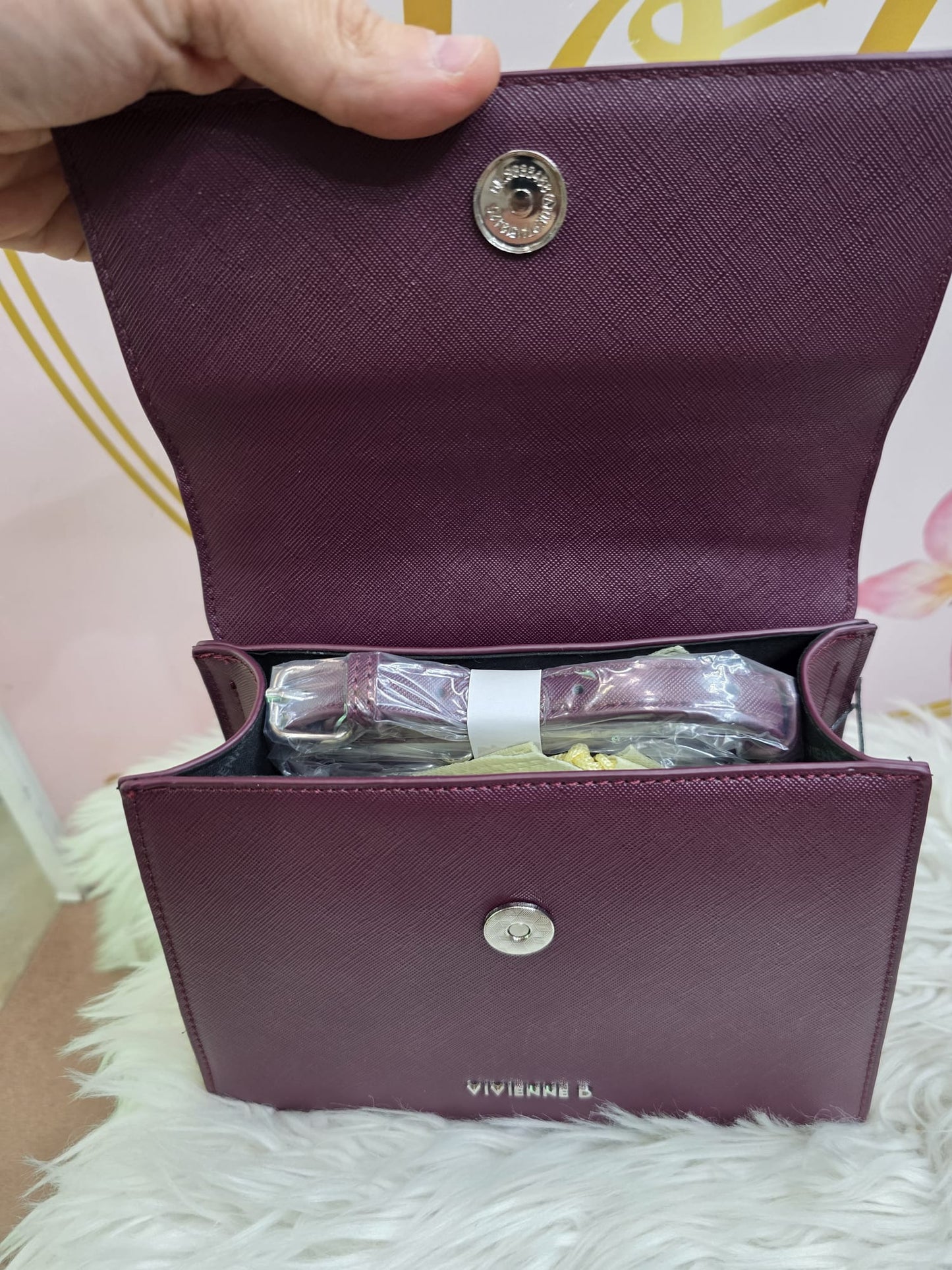 Borsetta rigida a mano ViviD